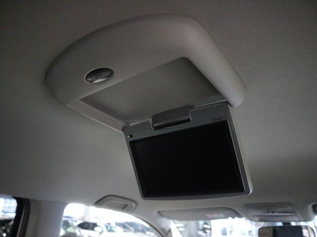 ヴォクシー ZS 煌 ワンオーナー アドミレイションエアロ フリップダウンモニター 両側パワースライドドア 純正ナビ バックカメラ フルセグTV CD・DVD AUX端子 ETC パドルシフト スマートキー HIDヘッドランプ 社外AW(12枚目)