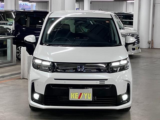 フリード ｅ：ＨＥＶエアー　ＥＸ　ワンオーナー　純正エアロバンパー・テールゲートスポイラー　マルチビューカメラ　ＢＳＩ・後退出庫サポート　純正１１．４インチナビ　ホンダセンシング　ＥＴＣ　シートヒーター　両側パワースライドドア　パーキングセンサー（6枚目）