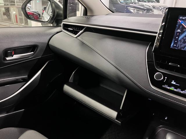 カローラツーリング ハイブリッド　Ｇ　ＢＳＭ・安心降車アシスト　シート・ステアヒーター　純正８型ディスプレイ＆ナビ　セーフティセンス　ＥＴＣ２．０　ＢＴオーディオ　フルセグＴＶ　ＵＳＢ端子　スマートキー　パーキングセンサー　ＬＥＤランプ（38枚目）