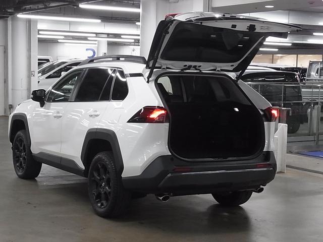 ＲＡＶ４ アドベンチャー　オフロードパッケージ　４ＷＤ　ワンオーナー　デジタルインナーミラー　ＢＳＭ・ＲＣＴＡ　シートベンチレーション　ステアヒーター　カロッツェリア９型ナビ　セーフティセンス　ＥＴＣ２．０　パワーバックドア　バックカメラ　ＢＴオーディオ　ＬＥＤランプ（26枚目）