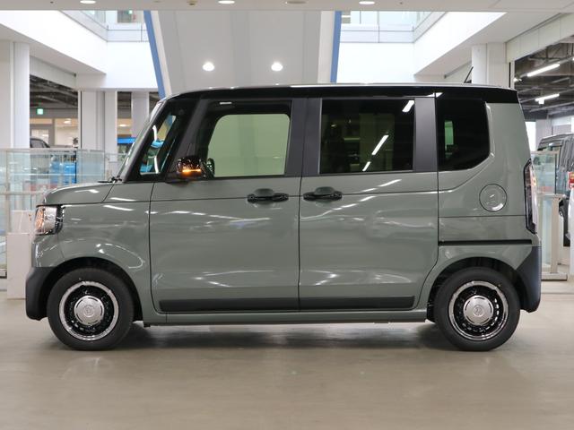 N-BOXジョイ ターボ 届け出済み未使用車 ホンダセンシング 誤発進抑制機能 純正8インチナビ 専用チェック柄撥水シート シートヒーター 両側電動スライド バックカメラ BTオーディオ フルセグTV USB端子 パドルシフト パーキングセンサー LEDライト オートリトラミラー(10枚目)