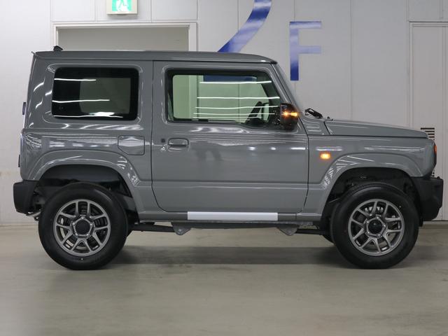 ジムニー XC 届け出済み未使用車 4WD ターボ 5MT デュアルセンサーブレーキサポート パーキングセンサー シートヒーター クルーズコントロール ヒルディセントコントロール ハイビームアシスト LEDライト ライトウォッシャー 純正16AW スマートキー(9枚目)