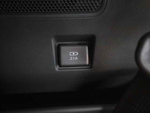 タント ファンクロスターボ　届け出済み未使用車　スマートアシスト　スマートクルーズパック　パノラマモニター　新品ナビ取付　ＥＴＣ　シートヒーター　両側電動スライド　誤発進抑制機能　追従クルコン　コーナーセンサー　後席テーブル＆サンシェード　ルーフレール　ＬＥＤライト（25枚目）