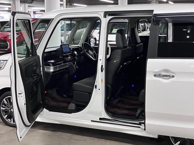 スペーシアカスタム ハイブリッドＸＳターボ　全方位モニター付メーカー９インチナビ　ＨＵＤ　後席モニター　デュアルカメラブレーキサポート　車線逸脱警報　リアパーキングセンサー　アダプティブクルーズ　ＥＴＣ　両側パワースライドドア　ＢＴオーディオ（22枚目）