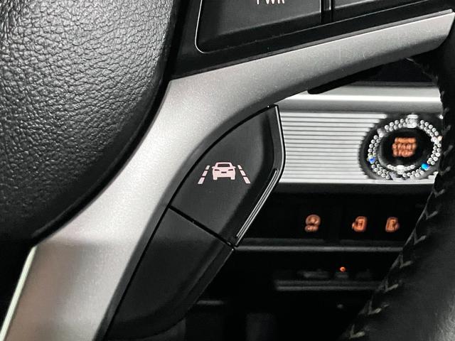 スペーシアカスタム ハイブリッドＸＳターボ　全方位モニター付メーカー９インチナビ　ＨＵＤ　後席モニター　デュアルカメラブレーキサポート　車線逸脱警報　リアパーキングセンサー　アダプティブクルーズ　ＥＴＣ　両側パワースライドドア　ＢＴオーディオ（40枚目）