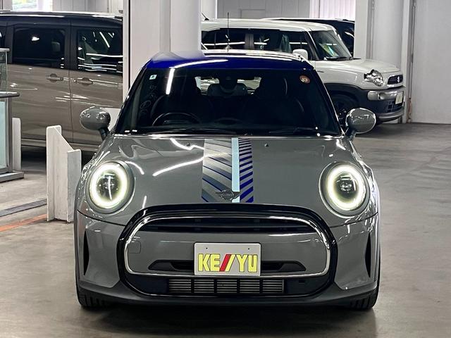 MINI クーパーD ブリック・レーン・エディション ディーゼルターボ ドライビングアシスト ETC2.0 レザーシート シートヒーター 純正ナビ バックカメラ BTオーディオ USB端子 スマートキー クルーズコントロール パーキングセンサー LEDランプ スペアキー有(6枚目)