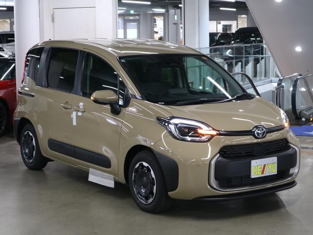 シエンタ ハイブリッドＺ　改良後　登録済未使用車　コンフォートＰＫＧ　トヨタチームメイト　パノラミックビュー　シート＆ステアヒーター　１０．５インチＤＡ＋　ＥＴＣ２．０　前後ドラレコ　両側電動スライド　天井サーキュレーター　ＡＣ１００Ｖ　ブレーキホールド　ＬＥＤライト（11枚目）