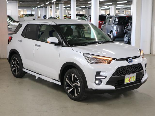 ライズ ハイブリッドZ 登録済未使用車 パノラミックビューパッケージ スマートアシスト BSM・RCTA 9インチディスプレイオーディオ シートヒーター BTオーディオ フルセグTV HDMI・USB コーナーセンサー ブレーキホールド アダプティブLED 純正17AW(7枚目)