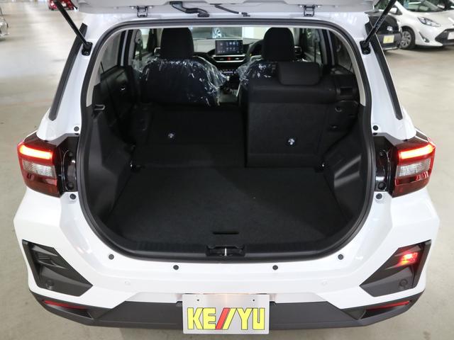 ライズ ハイブリッドZ 登録済未使用車 パノラミックビューパッケージ スマートアシスト BSM・RCTA 9インチディスプレイオーディオ シートヒーター BTオーディオ フルセグTV HDMI・USB コーナーセンサー ブレーキホールド アダプティブLED 純正17AW(21枚目)