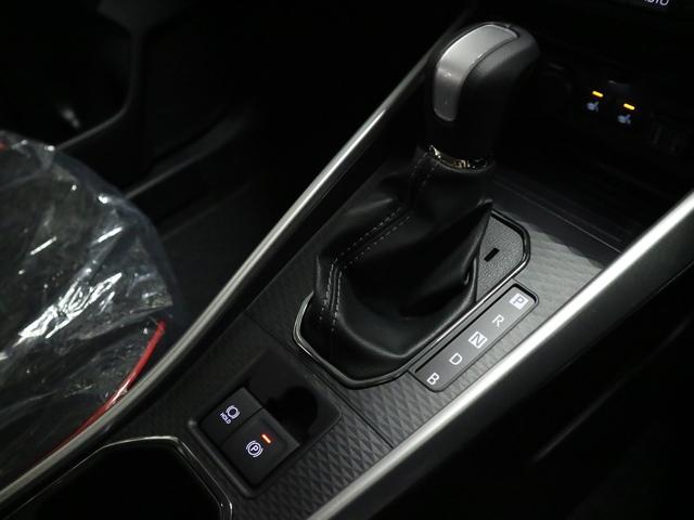 ライズ ハイブリッドZ 登録済未使用車 パノラミックビューパッケージ スマートアシスト BSM・RCTA 9インチディスプレイオーディオ シートヒーター BTオーディオ フルセグTV HDMI・USB コーナーセンサー ブレーキホールド アダプティブLED 純正17AW(32枚目)