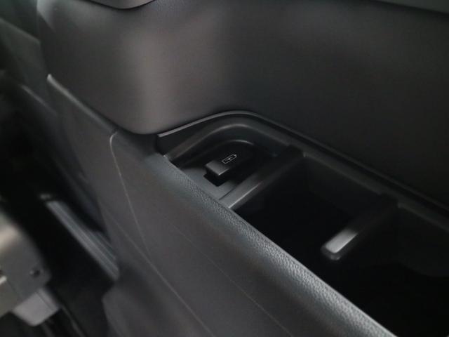 ステップワゴン e:HEVスパーダ 登録済未使用車 ホンダセンシング 15.6インチリヤモニター 11.4インチナビ マルチビューカメラ 後退出庫サポート・BSI シートヒーター オットマン コンビシート パワーバックドア 両側電動スライドドア 全列USB LEDライト(49枚目)