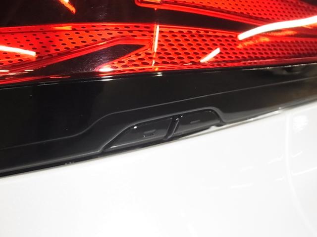 アルファード Ｚ　左右独立ムーンルーフ　パノラミックビュー　ＢＳＭ　セーフティセンス　ＥＴＣ２．０　純正１４インチナビ　前後席シートベンチレーション　ステアヒーター　パワーバックドア　両側パワースライド　ＡＣ１００Ｖ（56枚目）