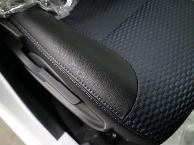 タント カスタムＲＳリミテッド　届出済未使用車　スマートアシスト　パノラマモニター　新品ナビ付　ＥＴＣ　シートヒーター　両側電動スライド　誤発進抑制機能　全車速追従クルコン　車線逸脱警報　コーナーセンサー　後席テーブル＆サンシェード　アダプティブＬＥＤ　純正１５ＡＷ（32枚目）