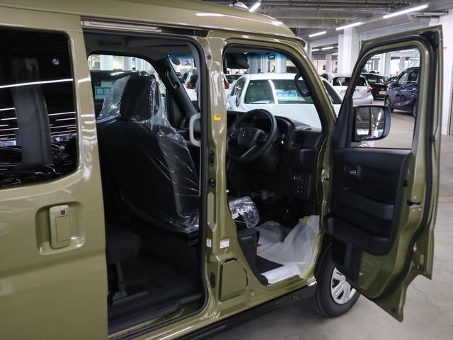 アトレー RS 届出済み未使用車 ターボ 新品ナビ取付 視界補助パック スマートインナーミラー 誤発進抑制機能 全車速追従クルコン レーンキープ バックカメラ コーナーセンサー 両側電動スライド USB端子 オーバーヘッドシェルフ LEDヘッドライト&フォグ スマートキー(12枚目)