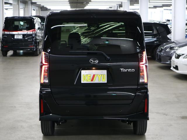 タント カスタムＲＳリミテッド　届出済未使用車　スマートアシスト　パノラマモニター　新品ナビ付　ＥＴＣ　シートヒーター　両側電動スライド　誤発進抑制機能　全車速追従クルコン　車線逸脱警報　コーナーセンサー　後席テーブル＆サンシェード　アダプティブＬＥＤ　純正１５ＡＷ（7枚目）