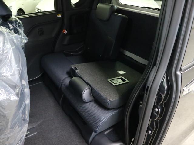 タント カスタムＲＳリミテッド　届出済未使用車　スマートアシスト　パノラマモニター　新品ナビ付　ＥＴＣ　シートヒーター　両側電動スライド　誤発進抑制機能　全車速追従クルコン　車線逸脱警報　コーナーセンサー　後席テーブル＆サンシェード　アダプティブＬＥＤ　純正１５ＡＷ（18枚目）