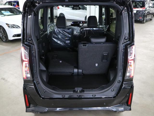 タント カスタムＲＳリミテッド　届出済未使用車　スマートアシスト　パノラマモニター　新品ナビ付　ＥＴＣ　シートヒーター　両側電動スライド　誤発進抑制機能　全車速追従クルコン　車線逸脱警報　コーナーセンサー　後席テーブル＆サンシェード　アダプティブＬＥＤ　純正１５ＡＷ（20枚目）