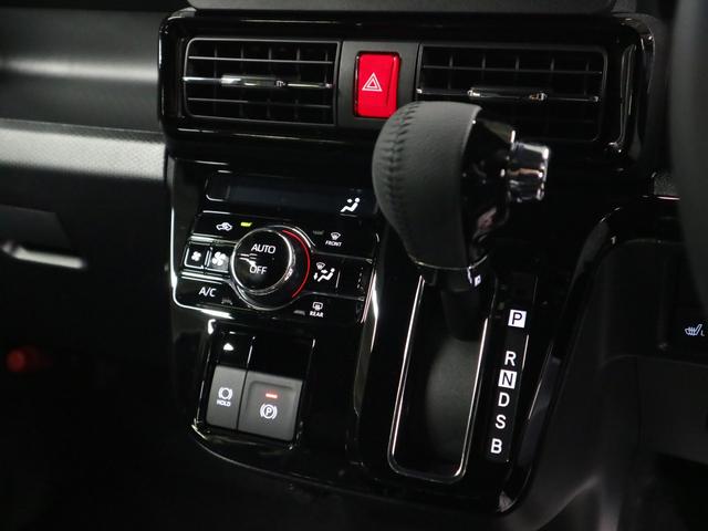 タント カスタムＲＳリミテッド　届出済未使用車　スマートアシスト　パノラマモニター　新品ナビ付　ＥＴＣ　シートヒーター　両側電動スライド　誤発進抑制機能　全車速追従クルコン　車線逸脱警報　コーナーセンサー　後席テーブル＆サンシェード　アダプティブＬＥＤ　純正１５ＡＷ（23枚目）