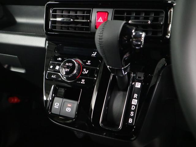 タント カスタムRSリミテッド 届出済未使用車 スマートアシスト パノラマモニター 新品ナビ付 ETC シートヒーター 両側電動スライド 誤発進抑制機能 全車速追従クルコン 車線逸脱警報 コーナーセンサー 後席テーブル&サンシェード アダプティブLED 純正15AW(23枚目)