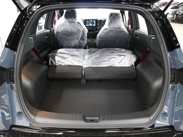 オーラ ニスモ　登録済未使用車　ＢＯＳＥサウンドシステム　インテリミラー　ＮＣ９インチナビ　アラウンドビューモニター　プロパイロット　ＢＳＷ・ＲＣＴＡ　ワイヤレス充電　ＥＴＣ２．０　ＢＴオーディオ　フルセグＴＶ　専用ハーフレザーシート　アダプティブＬＥＤ（21枚目）