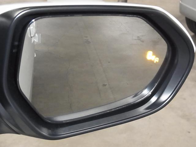 ヤリス ハイブリッドＺ　登録済み未使用車　セーフティセンス　パノラミックビューモニター　ＢＳＭ・ＳＥＡ　シート＆ステアヒーター　８インチディスプレイオーディオＰｌｕｓ　ＥＴＣ２．０　ＢＴオーディオ　フルセグＴＶ　ＨＤＭＩ　ＬＥＤライト　オプション１６インチＡＷ（41枚目）