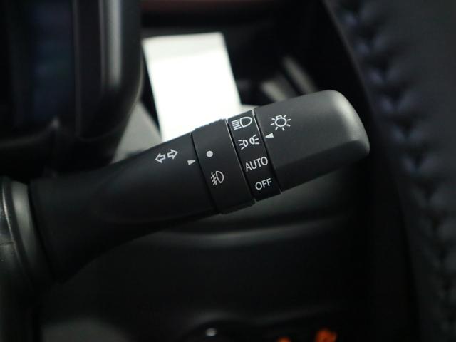 スペーシアカスタム ハイブリッドＸＳターボ　届出済未使用車　誤発進抑制機能　デュアルセンサーブレーキサポートＩＩ　全方位モニター付９インチナビ　ＨＵＤ　シート＆ステアヒーター　両側電動スライド　パドルシフト　オットマン　サーキュレーター　フルセグ　ＢＴオーディオ　ＬＥＤライト（37枚目）