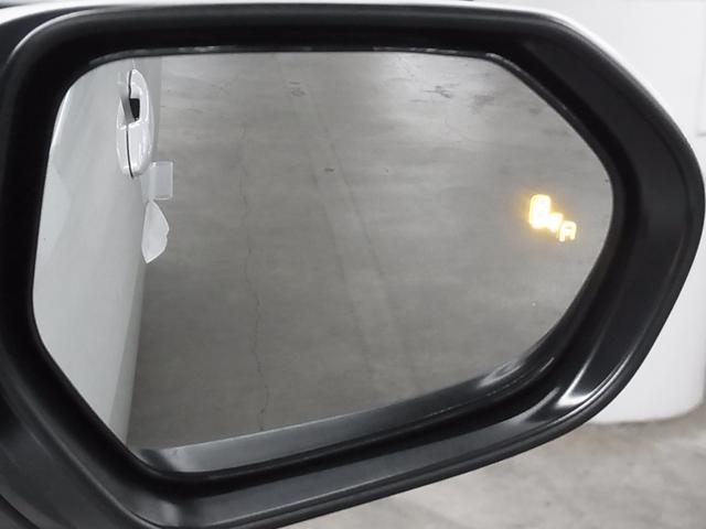 ヤリス ハイブリッドZ 登録済み未使用車 セーフティセンス パノラミックビューモニター BSM・SEA シート&ステアヒーター 8インチディスプレイオーディオPlus ETC2.0 BTオーディオ フルセグTV HDMI LEDライト オプション16インチAW(20枚目)