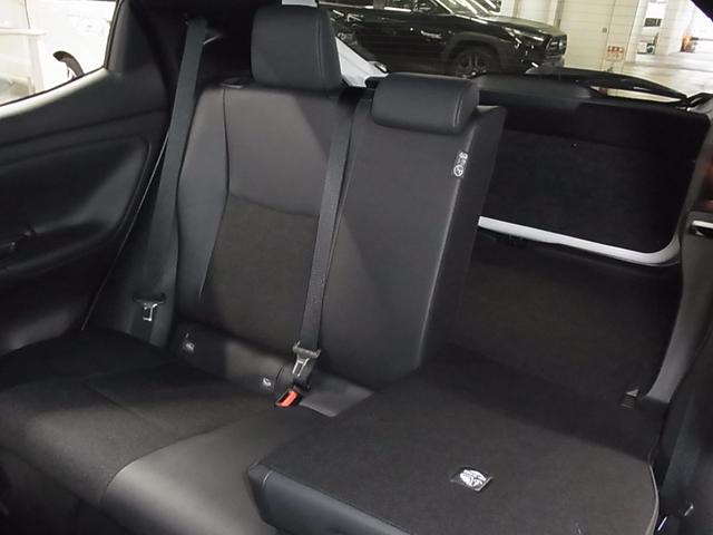 ヤリス ハイブリッドZ 登録済み未使用車 セーフティセンス パノラミックビューモニター BSM・SEA シート&ステアヒーター 8インチディスプレイオーディオPlus ETC2.0 BTオーディオ フルセグTV HDMI LEDライト オプション16インチAW(25枚目)