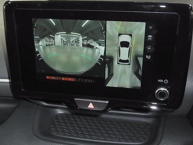 ヤリス ハイブリッドZ 登録済み未使用車 セーフティセンス パノラミックビューモニター BSM・SEA シート&ステアヒーター 8インチディスプレイオーディオPlus ETC2.0 BTオーディオ フルセグTV HDMI LEDライト オプション16インチAW(32枚目)