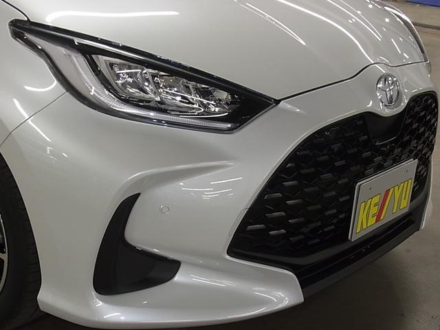 ヤリス ハイブリッドZ 登録済み未使用車 セーフティセンス パノラミックビューモニター BSM・SEA シート&ステアヒーター 8インチディスプレイオーディオPlus ETC2.0 BTオーディオ フルセグTV HDMI LEDライト オプション16インチAW(49枚目)