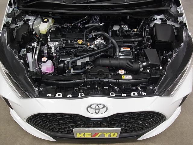 ヤリス ハイブリッドZ 登録済み未使用車 セーフティセンス パノラミックビューモニター BSM・SEA シート&ステアヒーター 8インチディスプレイオーディオPlus ETC2.0 BTオーディオ フルセグTV HDMI LEDライト オプション16インチAW(52枚目)