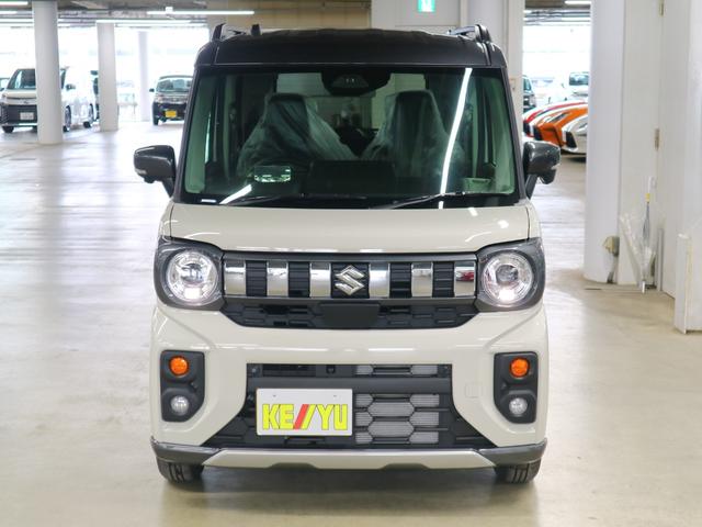 スペーシアギア ハイブリッドＸＺターボ　届け出済み未使用車　ＤＳＢＳＩＩ　全方位モニター付メモリーナビ　ＨＵＤ　シート＆ステアヒーター　オットマン　両側電動スライド　ＢＴオーディオ　フルセグＴＶ　スリムサーキュレーター　後席テーブル＆サンシェード　ＬＥＤライト　ルーフレール（6枚目）