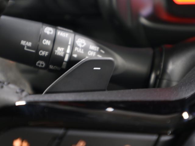 スペーシアギア ハイブリッドＸＺターボ　届け出済み未使用車　ＤＳＢＳＩＩ　全方位モニター付メモリーナビ　ＨＵＤ　シート＆ステアヒーター　オットマン　両側電動スライド　ＢＴオーディオ　フルセグＴＶ　スリムサーキュレーター　後席テーブル＆サンシェード　ＬＥＤライト　ルーフレール（43枚目）