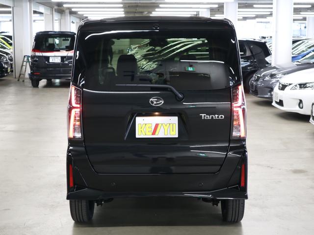 タント カスタムRSリミテッド 届出済未使用車 スマートアシスト パノラマモニター 新品ナビ付 ETC シートヒーター 両側電動スライド 誤発進抑制機能 全車速追従クルコン 車線逸脱警報 コーナーセンサー 後席テーブル&サンシェード アダプティブLED 純正15AW(7枚目)