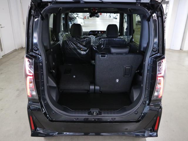 タント カスタムRSリミテッド 届出済未使用車 スマートアシスト パノラマモニター 新品ナビ付 ETC シートヒーター 両側電動スライド 誤発進抑制機能 全車速追従クルコン 車線逸脱警報 コーナーセンサー 後席テーブル&サンシェード アダプティブLED 純正15AW(20枚目)