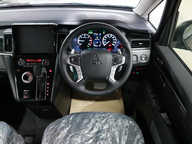 デリカD:5 ブラックエディション 4WD ディーゼル 登録済み未使用車 電動サイドステップ マルチアラウンドモニター 本革電動シート シート&ステアヒーター パワーバックドア 両側電動スライドドア eアシスト BSW AC100V パドルシフト アルミペダル LEDライト(11枚目)