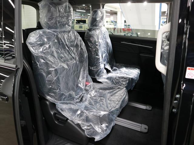 デリカD:5 ブラックエディション 4WD ディーゼル 登録済み未使用車 電動サイドステップ マルチアラウンドモニター 本革電動シート シート&ステアヒーター パワーバックドア 両側電動スライドドア eアシスト BSW AC100V パドルシフト アルミペダル LEDライト(13枚目)