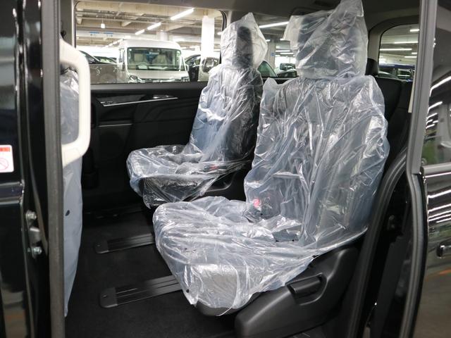 デリカD:5 ブラックエディション 4WD ディーゼル 登録済み未使用車 電動サイドステップ マルチアラウンドモニター 本革電動シート シート&ステアヒーター パワーバックドア 両側電動スライドドア eアシスト BSW AC100V パドルシフト アルミペダル LEDライト(20枚目)