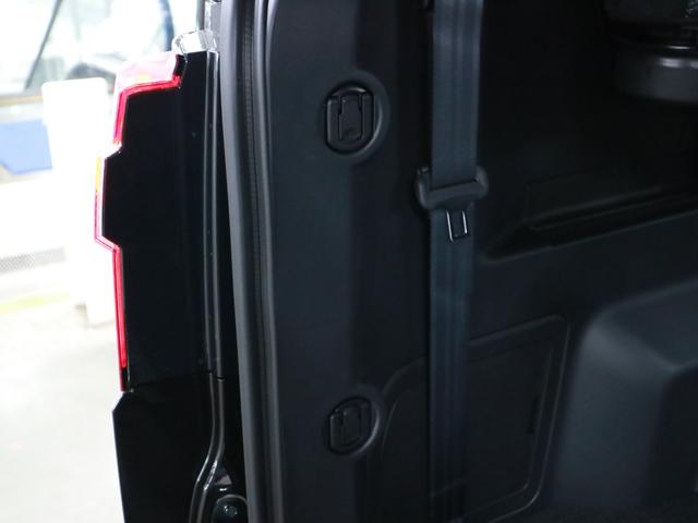 デリカD:5 ブラックエディション 4WD ディーゼル 登録済み未使用車 電動サイドステップ マルチアラウンドモニター 本革電動シート シート&ステアヒーター パワーバックドア 両側電動スライドドア eアシスト BSW AC100V パドルシフト アルミペダル LEDライト(25枚目)