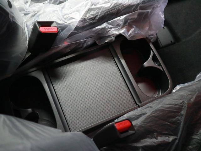 デリカD:5 ブラックエディション 4WD ディーゼル 登録済み未使用車 電動サイドステップ マルチアラウンドモニター 本革電動シート シート&ステアヒーター パワーバックドア 両側電動スライドドア eアシスト BSW AC100V パドルシフト アルミペダル LEDライト(46枚目)