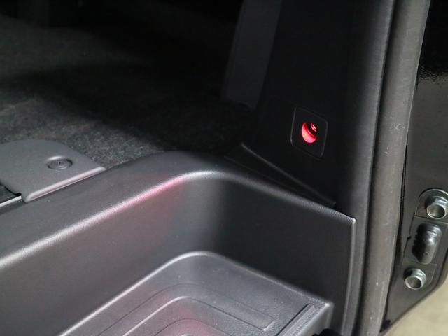 デリカD:5 ブラックエディション 4WD ディーゼル 登録済み未使用車 電動サイドステップ マルチアラウンドモニター 本革電動シート シート&ステアヒーター パワーバックドア 両側電動スライドドア eアシスト BSW AC100V パドルシフト アルミペダル LEDライト(49枚目)