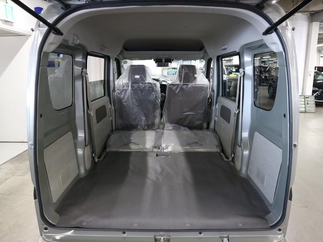 エブリイ ジョインターボ ハイルーフ CVT 届け出済み未使用車 デュアルカメラブレーキサポート 誤発進抑制機能 車線逸脱警報 リヤパーキングセンサー シートヒーター USB端子 オーベーヘッドシェルフ スマートキー LEDライト ハイビームアシスト 電動格納ミラー(21枚目)