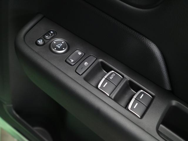 ステップワゴン e:HEVスパーダ 登録済未使用車 ホンダセンシング 15.6インチリヤモニター 11.4インチナビ マルチビューカメラ 後退出庫サポート・BSI シートヒーター オットマン コンビシート パワーバックドア 両側電動スライドドア 全列USB LEDライト(43枚目)