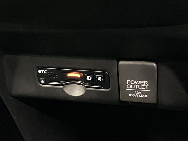 N-ONE プレミアム ツアラー・ローダウン あんしんパッケージ/衝突軽減ブレーキ 純正ナビ バックカメラ Bluetoothオーディオ TV CD・DVD ETC クルーズコントロール パドルシフト スマートキー HIDライト 純正15AW(37枚目)