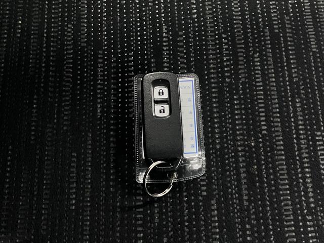 N-ONE プレミアム ツアラー・ローダウン あんしんパッケージ/衝突軽減ブレーキ 純正ナビ バックカメラ Bluetoothオーディオ TV CD・DVD ETC クルーズコントロール パドルシフト スマートキー HIDライト 純正15AW(48枚目)