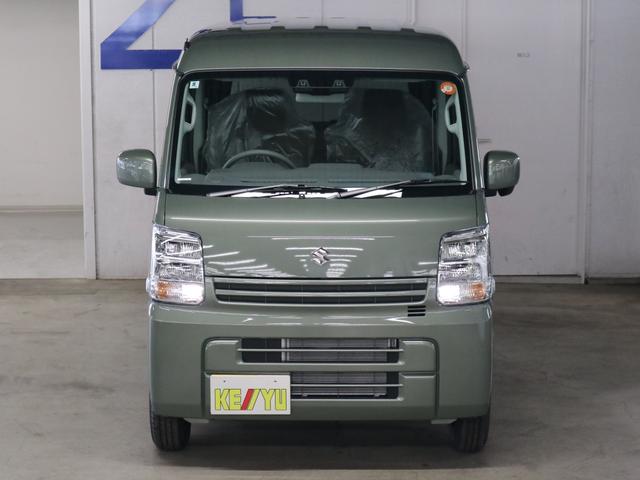 エブリイ PC 届出済未使用車 デュアルカメラブレーキサポート 誤発進抑制機能 車線逸脱警報 リヤパーキングセンサー シートヒーター 両側スライドドア オーバーヘッドシェルフ USB端子 電動格納ドアミラー パワーウインドウ LEDヘッドランプ ハイビームアシスト(6枚目)