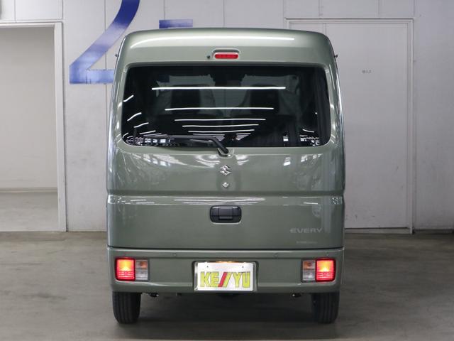 エブリイ PC 届出済未使用車 デュアルカメラブレーキサポート 誤発進抑制機能 車線逸脱警報 リヤパーキングセンサー シートヒーター 両側スライドドア オーバーヘッドシェルフ USB端子 電動格納ドアミラー パワーウインドウ LEDヘッドランプ ハイビームアシスト(7枚目)