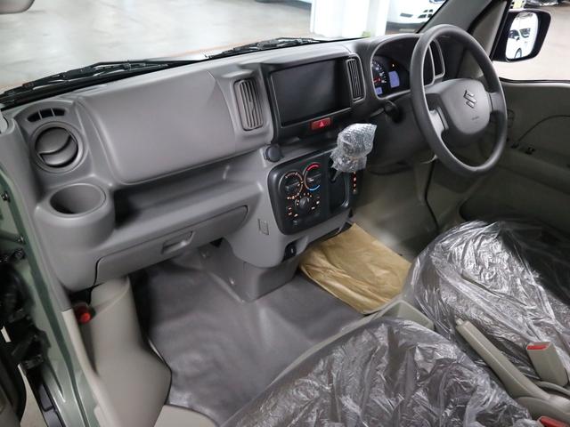 エブリイ PC 届出済未使用車 デュアルカメラブレーキサポート 誤発進抑制機能 車線逸脱警報 リヤパーキングセンサー シートヒーター 両側スライドドア オーバーヘッドシェルフ USB端子 電動格納ドアミラー パワーウインドウ LEDヘッドランプ ハイビームアシスト(16枚目)