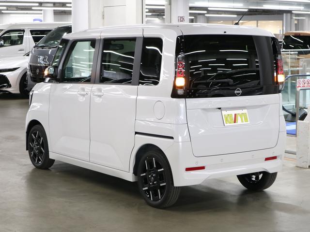 ルークス ハイウェイスター Gターボプロパイロットエディション 届出済未使用車 快適パック アラウンドビュー BSW・RCTA シート&ステアヒーター 両側電動スライド リヤシーリングファン 後席テーブル&サンシェード ブレーキホールド LEDライト 純正15AW(8枚目)