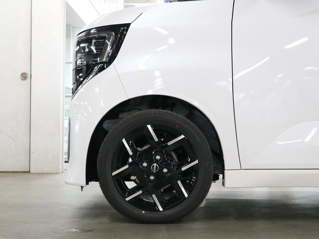 ルークス ハイウェイスター Gターボプロパイロットエディション 届出済未使用車 快適パック アラウンドビュー BSW・RCTA シート&ステアヒーター 両側電動スライド リヤシーリングファン 後席テーブル&サンシェード ブレーキホールド LEDライト 純正15AW(49枚目)